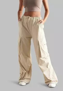 Брюки-карго WINDBREAKER PARACHUTE aim’n, цвет Caf Au Lait