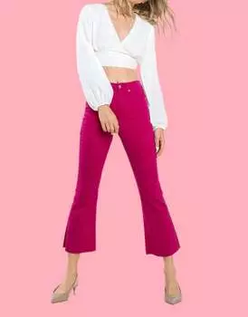 Брюки-клеш Kendall Kick в цвете Viva Magenta sneak peek