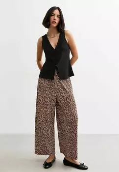 Брюки LEOPARD PRINT PLISSE PLEAT New Look, коричневый