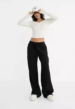 Брюки Loose-Fitting Stradivarius, черные