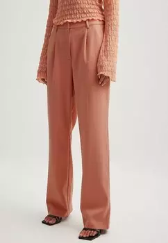 Брюки NA-KD, абрикос