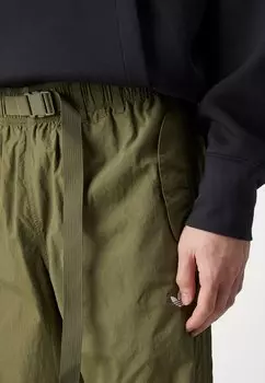 Брюки Pants adidas Originals, оливковый