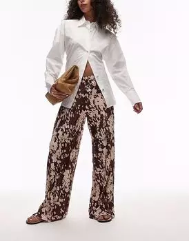 Брюки плиссе Topshop с абстрактным животным принтом коричневого цвета