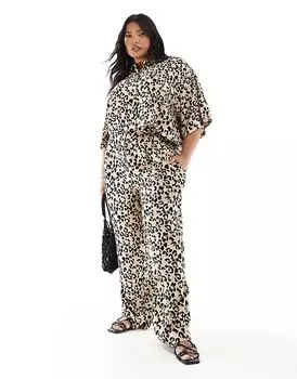 Брюки прямого кроя ASOS DESIGN Curve с анималистичным принтом — часть комплекта