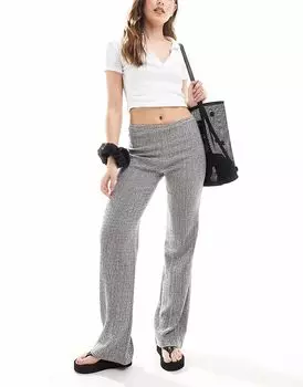 Брюки прямого кроя Pull&Bear серого цвета с текстурой