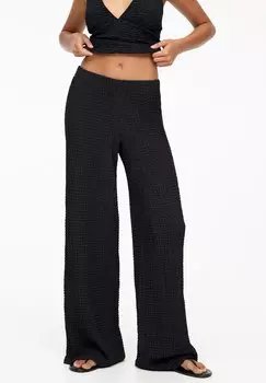 Брюки PULL&BEAR, черный