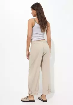 Брюки PULL&BEAR, песочный