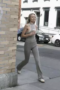 Брюки раскрешенные в ребруску ZARA, серый мергель