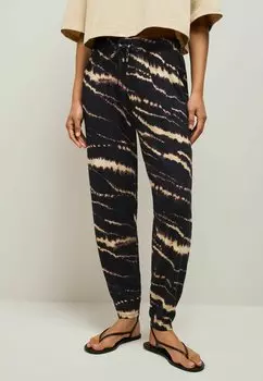 Брюки REGULAR FIT Next, черный