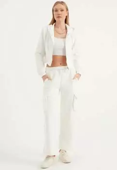 Брюки с карманами Herita, бежевый