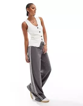 Брюки с контрастной вставкой серого цвета ASOS