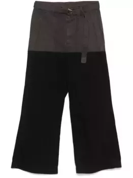 Брюки с поясом SACAI, серый