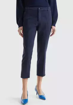 Брюки с пятью карманами United Colors of Benetton и проутюженными складками, синий