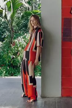 Брюки с принтом ZARA, цвет Red/Black