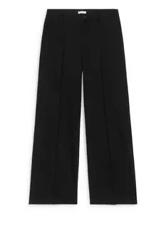 Брюки со складками Arket, черный