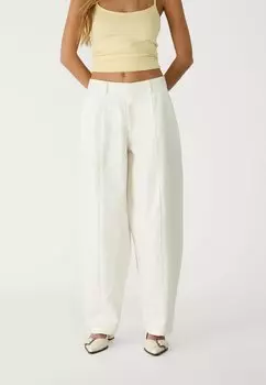 Брюки Stradivarius, бежевый