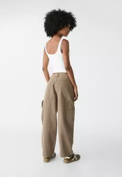 Брюки Stradivarius, хаки