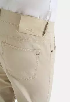 Брюки STYLE CHUCK BRAX, бежевый