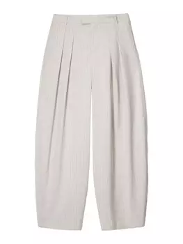 Брюки свободного кроя со складкой спереди Bershka, светло-серый