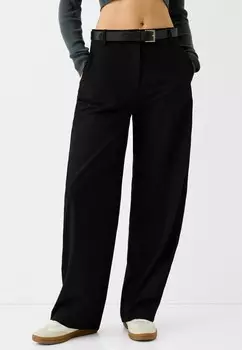 Брюки TAILORED Bershka, черный