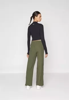 Брюки TECH STRAIGHT PANTS Champion, темно-зеленый