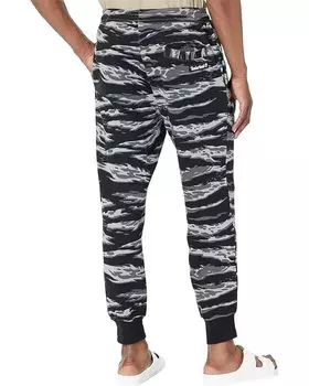 Брюки Timberland Sea Camo Sweatpants, цвет Tiger Camo