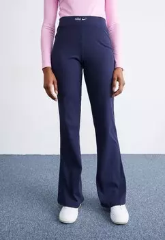 Брюки TREND FLARED PANT Nike Sportswear, цвет obsidian