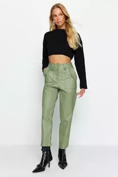 Брюки Trendyol на пуговицах спереди, хаки / морковный