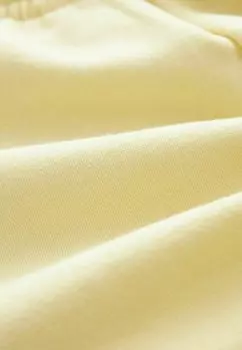 Брюки тренировочного костюма Self., желтые