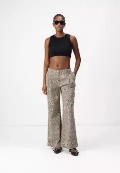 Брюки TROUSERS TWINSET, цвет Leopard