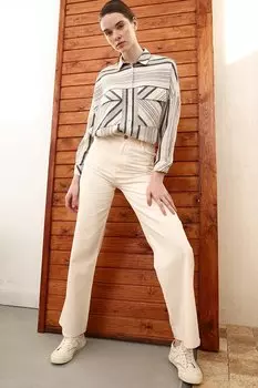 Брюки удобной посадки из 100% хлопка цвета экрю, широкие брюки с крашением ALL DAY