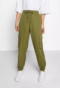 Брюки Urban Classics LADIES VISCOSE TWILL CARGO PANTS, цвет Summerolive