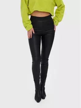 Брюки узкого кроя из искусственной кожи Vero Moda, черный