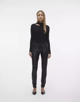 Брюки Vero Moda черного цвета
