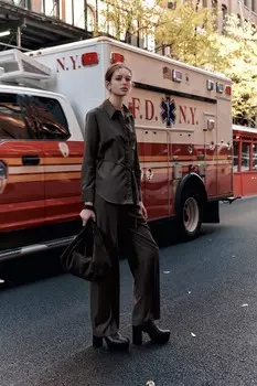 Брюки в пижамном стиле ZARA, коричневый мергель
