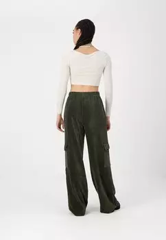 Брюки в стиле милитари ONLCOSY STRAIGHT POCKETS PANT ONLY, темно-зеленый