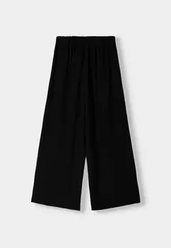 Брюки WIDE Bershka, черный деним