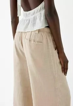 Брюки WIDE Bershka, песочный
