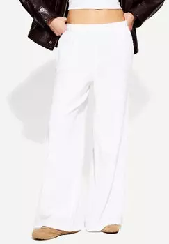 Брюки WIDE RUSTIC Bershka, белый
