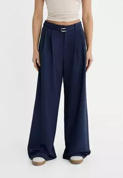 Брюки WITH A BUCKLE Stradivarius, цвет dark blue