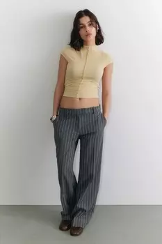 Брюки заниженной посадки из костюмной ткани. Monki, серый