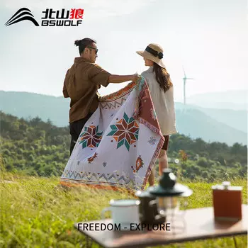 BSWolf влагостойкий коврик для кемпинга, пикника, утолщенный портативный коврик для кемпинга, парка, весеннего отдыха, коврик для газона, кремовый