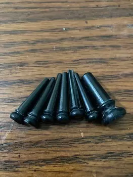 Булавки Martin Bridge и концевые булавки 2010-х годов, черные с точкой в виде морского ушка Bridge pins and end pin