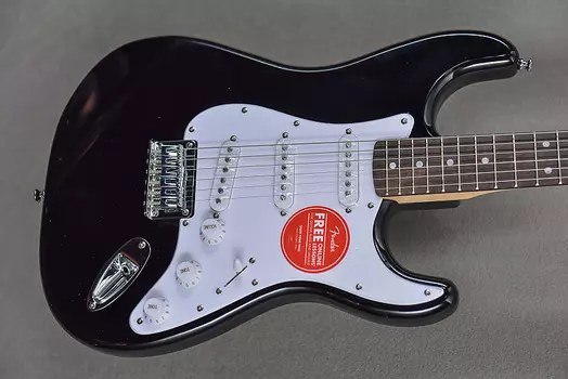 Bullet Stratocaster HT - черный Squier