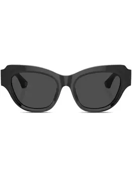 Burberry Eyewear солнцезащитные очки в оправе 'кошачий глаз', серый
