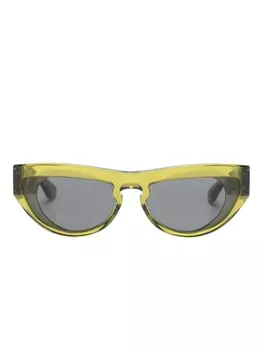 Burberry Eyewear солнцезащитные очки в оправе 'кошачий глаз', зеленый