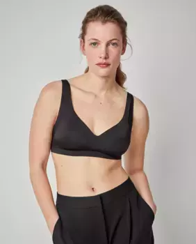 Бюстгальтер без косточек с эффектом уменьшения спины Gisela, черный