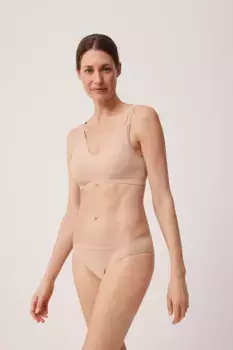 Бюстгальтер без косточек со съемной подкладкой, бесшовным верхом и невидимой отделкой Ysabel Mora, цвет Nude