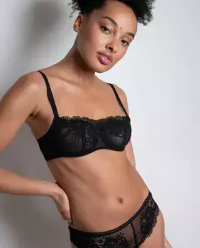 Бюстгальтер Girla с прямым вырезом на косточках Passionata, чёрный