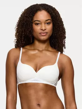 Бюстгальтер на косточках Triumph, экрю